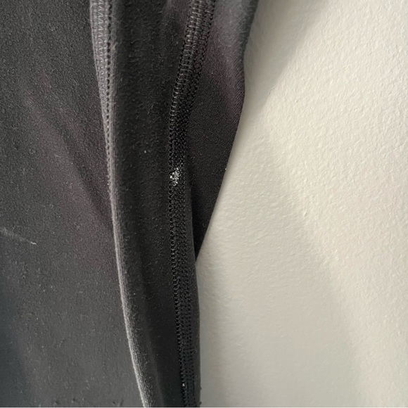 Lululemon Athletica High Rise 21” Align Crop Leggings Melanite Gray Size 2 - Picture 6 of 9